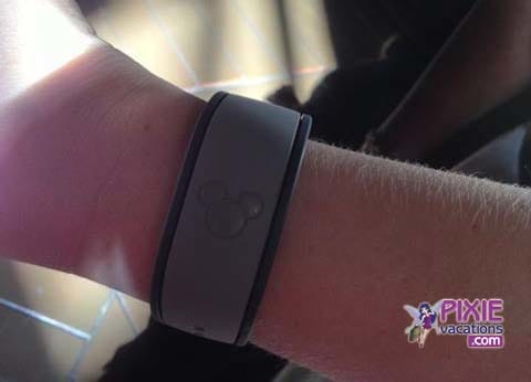 Disney world fastpass bracelet on sale price