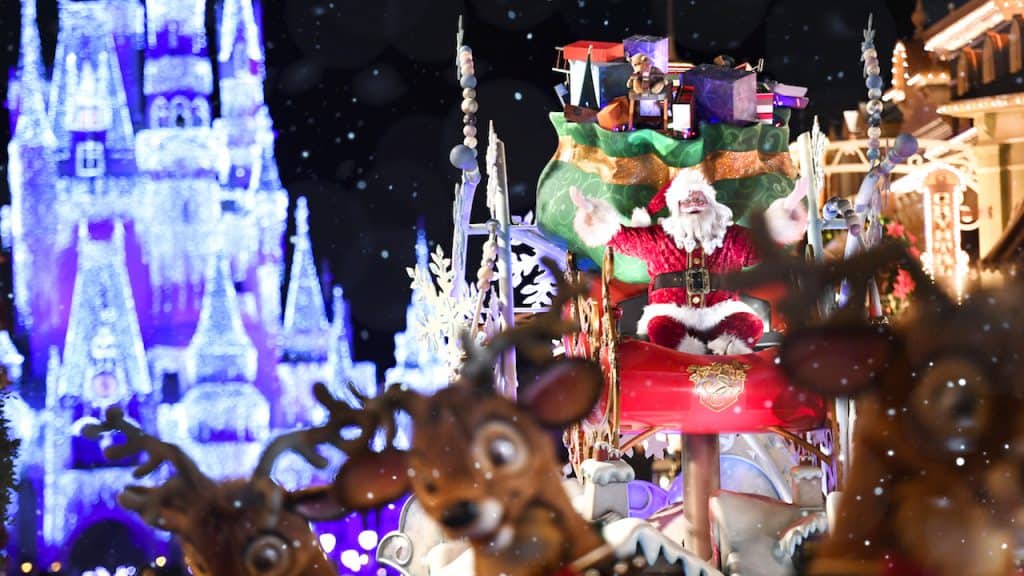 Town Square Party Returning to Mickey’s Very Merry Christmas Party