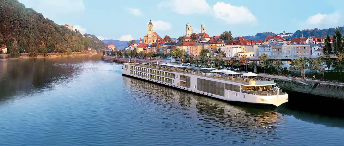 Viking River Cruise Sails, which is better? Amawaterways or Viking?
