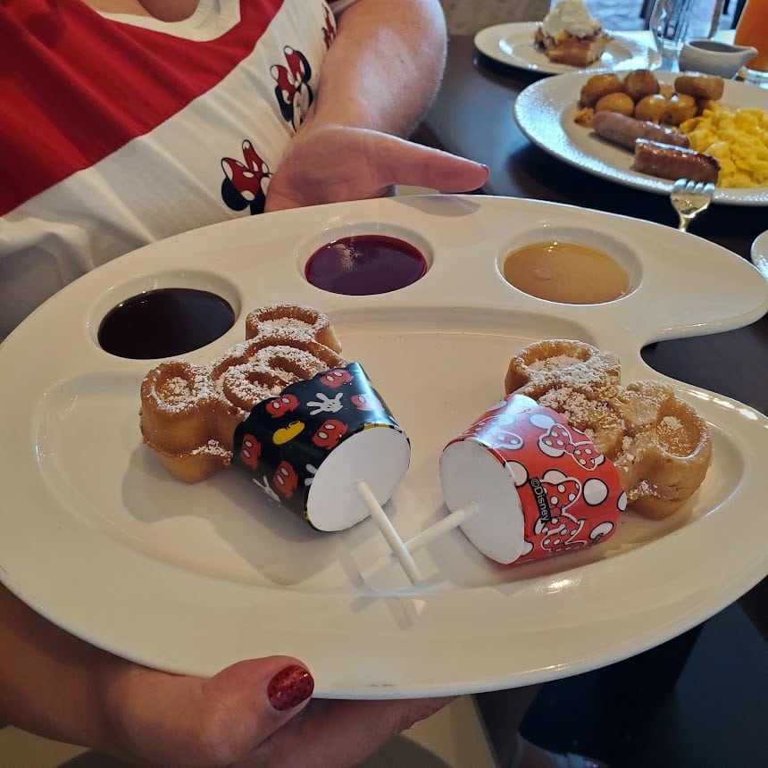 Topolino's Terrace Breakfast